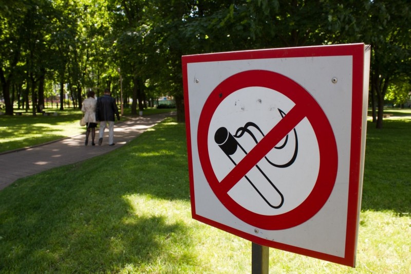 запрет курения на улице смоленск