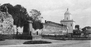 молоховские ворота смоленская крепостная стена
