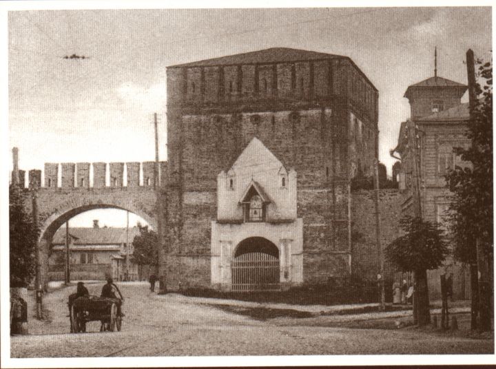 никольские ворота Смоленск крепость