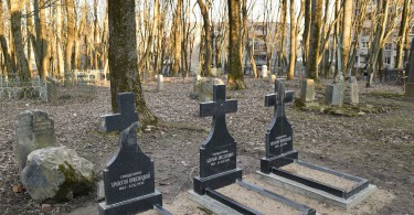 католическое кладбище костёл