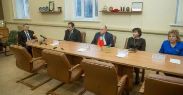 Глава города Смоленска представил новых заместителей